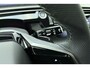 Peugeot e-5008 GT Exclusive Dual Motor 73 kWh 7p AGR l Nappa Leder l Elektrisch Verstelbaar + Verwarmd/Massage l Matrix LED l Panoramic View l 360 Vision l ACC l DAB l Wireless Apple Carplay & Android Auto l Bluetooth l PDC l LMV