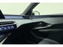 Peugeot e-5008 GT Exclusive Dual Motor 73 kWh 7p AGR l Nappa Leder l Elektrisch Verstelbaar + Verwarmd/Massage l Matrix LED l Panoramic View l 360 Vision l ACC l DAB l Wireless Apple Carplay & Android Auto l Bluetooth l PDC l LMV
