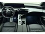 Peugeot e-5008 GT Exclusive Dual Motor 73 kWh 7p AGR l Nappa Leder l Elektrisch Verstelbaar + Verwarmd/Massage l Matrix LED l Panoramic View l 360 Vision l ACC l DAB l Wireless Apple Carplay & Android Auto l Bluetooth l PDC l LMV