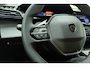 Peugeot 308 1.2 Hybrid 145 e-DCS6 Allure AGR l Stoelverwarming l 360 Camera l PDC l Wireless Apple Carplay & Android Auto l Navigatie l Draadloze Telefoonlader l Lichtmetalen Velgen l LED l Adaptive Cruise Control