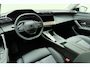 Peugeot 308 1.2 Hybrid 145 e-DCS6 Allure AGR l Stoelverwarming l 360 Camera l PDC l Wireless Apple Carplay & Android Auto l Navigatie l Draadloze Telefoonlader l Lichtmetalen Velgen l LED l Adaptive Cruise Control