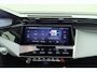 Peugeot 308 1.2 Hybrid 145 e-DCS6 Allure AGR l Stoelverwarming l 360 Camera l PDC l Wireless Apple Carplay & Android Auto l Navigatie l Draadloze Telefoonlader l Lichtmetalen Velgen l LED l Adaptive Cruise Control