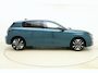 Peugeot 308 1.2 Hybrid 145 e-DCS6 Allure AGR l Stoelverwarming l 360 Camera l PDC l Wireless Apple Carplay & Android Auto l Navigatie l Draadloze Telefoonlader l Lichtmetalen Velgen l LED l Adaptive Cruise Control