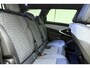 Peugeot e-5008 Allure Avantage 73 kWh 7p 100% Elektrisch | 7-Zits | Camera | Cruise Control | Camera | Stoelverwarming | Mirror Screen | Climate Control | 1e eigenaar
