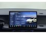Leapmotor B05 67.1 kWh Design Promax l WLTP 401km | Stoel en stuur verwarming | 360 graden camera | Lederen bekleding | Panoramadak | Led | Regensensor | Sfeerverlichting | Elektrisch verstelbare voorstoelen