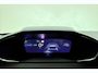 Peugeot e-2008 EV Allure Avantage 54 kWh | Navigatie | Achteruitrijcamera | Adapt. Cruise control | Parkeersensor | Apple Carplay/Android Auto | Lichtmetalen velgen