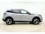 Peugeot e-2008 EV Allure Avantage 54 kWh | Navigatie | Achteruitrijcamera | Adapt. Cruise control | Parkeersensor | Apple Carplay/Android Auto | Lichtmetalen velgen