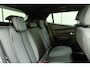 Peugeot e-2008 EV Allure Avantage 54 kWh | Navigatie | Achteruitrijcamera | Adapt. Cruise control | Parkeersensor | Apple Carplay/Android Auto | Lichtmetalen velgen
