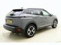 Peugeot e-2008 EV GT 54 kWh | Achteruitrijcamera | Dakrails | Cruise control | Climate control | Navigatie | Stof/lederen bekleding | 16" lichtmetalen velgen | Apple/Android carplay | 400km WLTP | 100% Elektrisch