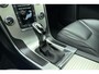 Volvo XC60 2.0 T5 FWD Ocean Race 245pk | Panorama dak | Elektrische stoelen | Verwarmde voorruit | Stoelverwarming | Handsfree kofferklep | Camera | Lederen bekleding | Afneembare trekhaak | 1.600kg trekgewicht | NL auto