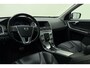 Volvo XC60 2.0 T5 FWD Ocean Race 245pk | Panorama dak | Elektrische stoelen | Verwarmde voorruit | Stoelverwarming | Handsfree kofferklep | Camera | Lederen bekleding | Afneembare trekhaak | 1.600kg trekgewicht | NL auto
