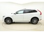 Volvo XC60 2.0 T5 FWD Ocean Race 245pk | Panorama dak | Elektrische stoelen | Verwarmde voorruit | Stoelverwarming | Handsfree kofferklep | Camera | Lederen bekleding | Afneembare trekhaak | 1.600kg trekgewicht | NL auto
