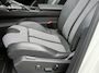 Peugeot 3008 1.2T Automaat Allure Avantage | Schuif-/kanteldak | Dealeronderhouden | AGR Comfortstoelen met geheugen | Trekhaak | Elektr. achterklep | Navigatie | Achteruitrijcamera