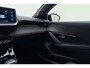 Peugeot 208 1.2T 100pk GT | Afneembare Trekhaak | Achteruitrijcamera | Panoramadak | Cruise control | Airco | Stoelverwarming | Climate control | Interieurverlichting | Stuurbediening | Sportstuurwiel |