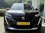 Peugeot e-2008 EV Blue Lease Allure 50 kWh | 97% SoH |Achteruitrijcamera | Navigatie | Trekhaak voor fietsendrager | Navigatie | Cruise Control