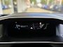 Peugeot e-2008 EV Blue Lease Allure 50 kWh | 97% SoH |Achteruitrijcamera | Navigatie | Trekhaak voor fietsendrager | Navigatie | Cruise Control