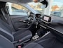 Peugeot 208 1.2T Automaat Active Pack | Company car | Dealeronderhouden | Navigatie | Parkeersensoren | Cruise Control | Weinig kilometers!