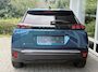 Peugeot e-2008 EV Allure 54 kWh | tot 406km WLTP range | Parkeersensoren voor + achter | Draadloos Apple Carplay/Android Auto | Cruise Control | Privacy Glass