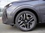 Peugeot 5008 1.2 Hybrid 136 Allure 7p | Nieuwe auto | 7 zits | Rondom camera | Draadloze telefoonoplader | Stoel en stuurverwarming | Draadloze apple carplay & android auto | Led verlichting | Adaptive cruise control