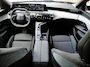 Peugeot 5008 1.2 Hybrid 136 Allure 7p | Nieuwe auto | 7 zits | Rondom camera | Draadloze telefoonoplader | Stoel en stuurverwarming | Draadloze apple carplay & android auto | Led verlichting | Adaptive cruise control