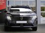 Peugeot 5008 1.2 Hybrid 136 Allure 7p | Nieuwe auto | 7 zits | Rondom camera | Draadloze telefoonoplader | Stoel en stuurverwarming | Draadloze apple carplay & android auto | Led verlichting | Adaptive cruise control