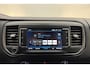 Peugeot Expert 2.0 BlueHDI 145 Standard Premium | DEMO | Airco | Navigatie | Parkeersensoren achter | Apple carplay / Android auto | Cruise control | 3 zitplaatsen |