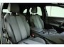 Peugeot 3008 1.6 HYbrid 180 Allure Pack Business | Automaat | Apple carplay | Electronic climate control | Dode hoek detectie | Navigatie systeem full map