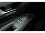 Peugeot 3008 1.6 HYbrid 180 Allure Pack Business | Automaat | Apple carplay | Electronic climate control | Dode hoek detectie | Navigatie systeem full map