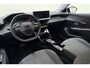 Peugeot 208 1.2 Hybrid 110 e-DCS6 Allure | Parkeersensoren | Appel Carplay/Android Auto draadloos | Climate Control | Cruise Control | Privacy Glass