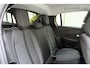 Peugeot 208 1.2 Hybrid 110 e-DCS6 Allure | Parkeersensoren | Appel Carplay/Android Auto draadloos | Climate Control | Cruise Control | Privacy Glass