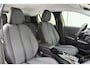 Peugeot 208 1.2 Hybrid 110 e-DCS6 Allure | Parkeersensoren | Appel Carplay/Android Auto draadloos | Climate Control | Cruise Control | Privacy Glass