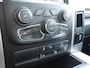 Dodge Ram 1500 5.7 V8 4x4 Crew Cab 5'7 Sport | Dubbele cabine | 3500KG Trekgewicht | Camera voor en achter | Sidesteps | Climate control | Trekhaak | Navigatie | Stoel en stuurverwarming