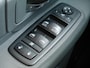 Dodge Ram 1500 5.7 V8 4x4 Crew Cab 5'7 Sport | Dubbele cabine | 3500KG Trekgewicht | Camera voor en achter | Sidesteps | Climate control | Trekhaak | Navigatie | Stoel en stuurverwarming