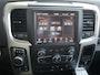 Dodge Ram 1500 5.7 V8 4x4 Crew Cab 5'7 Sport | Dubbele cabine | 3500KG Trekgewicht | Camera voor en achter | Sidesteps | Climate control | Trekhaak | Navigatie | Stoel en stuurverwarming