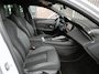 Peugeot 308 1.2 Hybrid 145 e-DCS6 GT € 6000,- DEMOVOORDEEL! | AGR stoelen | Stoel en stuurverwarming | Camera rondom | Adaptieve cruise control | Panoramadak | Afneembare trekhaak | Full led | 18 inch lichtmetalen velgen