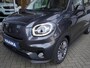 Leapmotor T03 Design 37.3 kWh | Nieuwe auto | Snel leverbaar! | Actieradius van 265 km (WLTP) Gecombineerd | Camera | Panoramadak | Adaptive cruise control | Dodehoek detectie | Lichtmetalen velgen