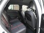 Renault Captur 1.3 mild hybrid 140 RS Line | Stoel en stuurverwarming | Achteruitrijcamera| 18 inch lichtmetalen velgen | Adaptive cruise control | Climate control | Trekhaak