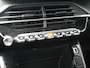 Peugeot 208 1.2 PureTech Active Pack | Lichtmetalen velgen | Parkeersensoren achter | Airconditioning | Cruise control | Getint glas