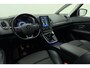 Renault Scenic 1.2 TCe Collection Camera | 1800KG Trekgewicht | Trekhaak | Navigatie | Lichtmetalen velgen | Climate Control | Cruise Control