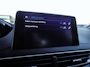 Peugeot 3008 1.2 PureTech Blue Lease Executive | Trekhaak | Navigatie | Climate control | Lichtmetalen velgen | Cruise control | Parkeersensoren achter | Apple carplay/Android auto