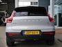 Volvo XC40 1.5 T3 Momentum Business | Zwart dak | Navigatie | Adaptieve Cruise control | Camera | Elektrische achterklep | Elektrisch verstelbare stoelen met geheugen