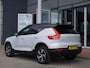Volvo XC40 1.5 T3 Momentum Business | Zwart dak | Navigatie | Adaptieve Cruise control | Camera | Elektrische achterklep | Elektrisch verstelbare stoelen met geheugen