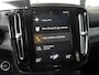 Volvo XC40 1.5 T3 Momentum Business | Zwart dak | Navigatie | Adaptieve Cruise control | Camera | Elektrische achterklep | Elektrisch verstelbare stoelen met geheugen