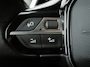 Peugeot 3008 1.6 e-THP Allure | Automaat | Panoramadak / schuifkantel| Trekhaak | Achteruitrij Camera | Navigatie | Carplay | Climate/Cruise Control | LED Koplampen