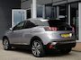 Peugeot 3008 1.2 PureTech Première | Elektrisch bedienbare achterklep | 19 inch velgen | Keyless entry en start | Dealer onderhouden | Navigatie | Zwart Dak | Climate control