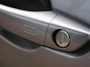 Peugeot 3008 1.2 PureTech Première | Elektrisch bedienbare achterklep | 19 inch velgen | Keyless entry en start | Dealer onderhouden | Navigatie | Zwart Dak | Climate control