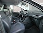 Peugeot 2008 1.2 PureTech GT-line | 110PK | Trekhaak | Achteruitrijcamera | 17 inch lichtmetalen velgen | Apple carplay/Andriod auto | Dakrails | Climate control | Cruise control
