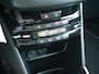 Peugeot 2008 1.2 PureTech GT-line | 110PK | Trekhaak | Achteruitrijcamera | 17 inch lichtmetalen velgen | Apple carplay/Andriod auto | Dakrails | Climate control | Cruise control