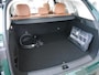 Leapmotor C10 Design 69.9 kWh | Demo | Actie prijs | All Season banden | 1500 kg Trekgewicht | Full options | Stuurverwarming | Stoelverwarming en koeling | Elektrisch verstelbare voorstoelen | Navigatie | Keyless entry & start | 20 inch lichtmetalen velgen | Led verlichting