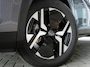 Peugeot e-2008 EV Allure Avantage 54 kWh | Camera rondom | Adaptieve cruise control | Navigatie | Draadloze telefoonoplader | Lichtmetalen velgen | Nieuwe auto | 406KM Actieradius WLTP